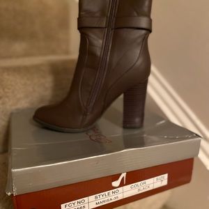 Brown boots